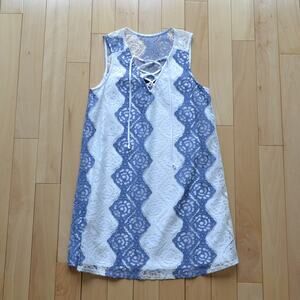 BCBGMaxAzria Sleeveless Midi Dress Size XS Doily